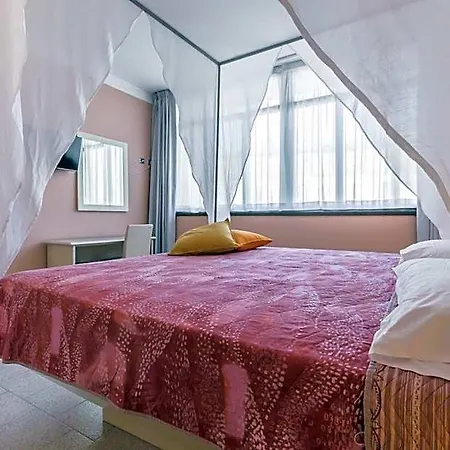 Hotel Maris 3*
