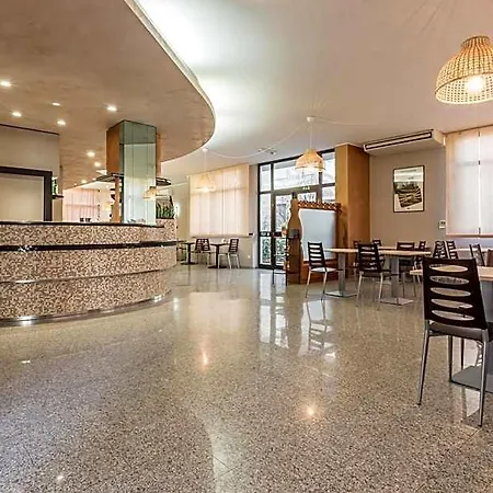 Hotel Maris